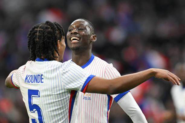 乐竞体育网址-法国遭遇黑色3月，有些事比姆巴佩不进球更可怕…